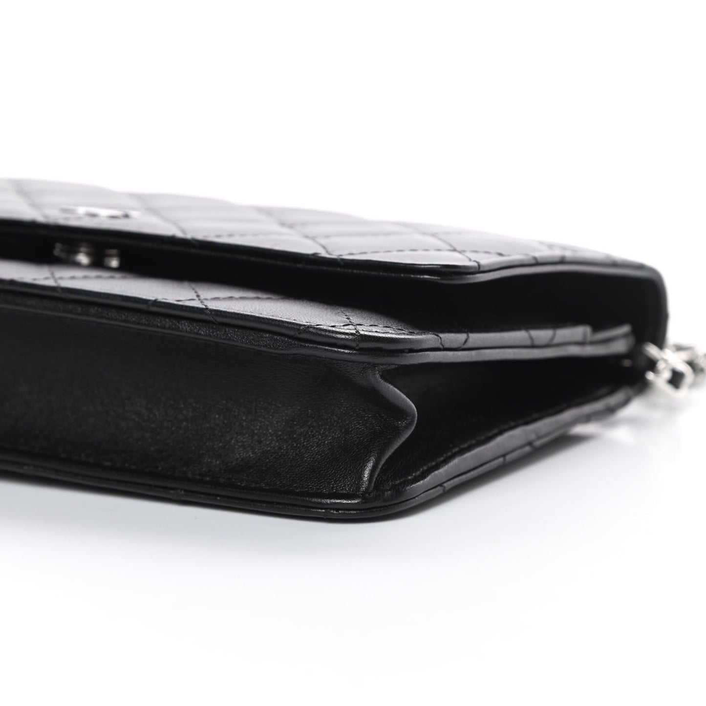 Lambskin Quilted Wallet On Chain WOC Black