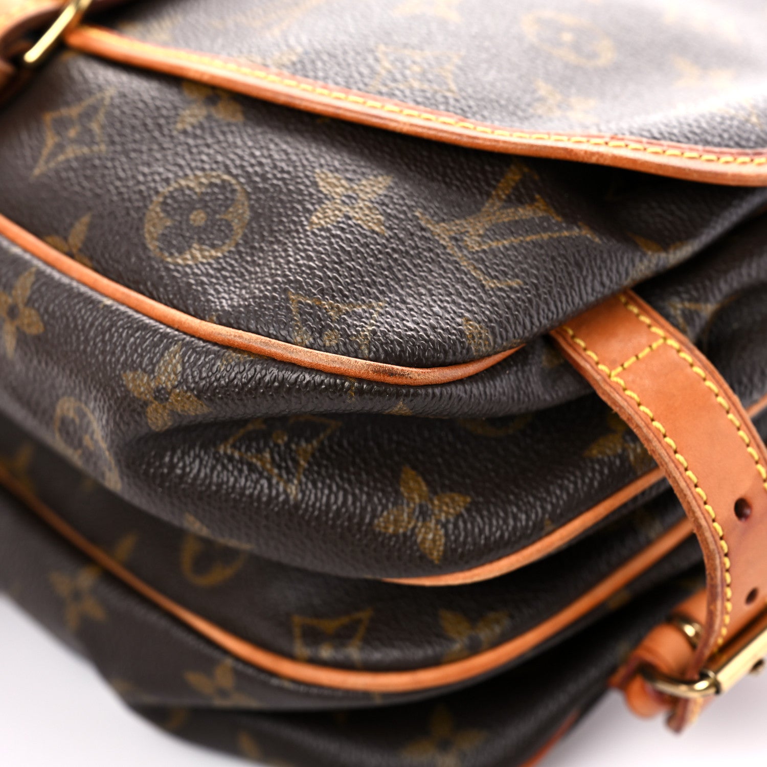 Louis Vuitton Monogram Saumur 30 5 of 30