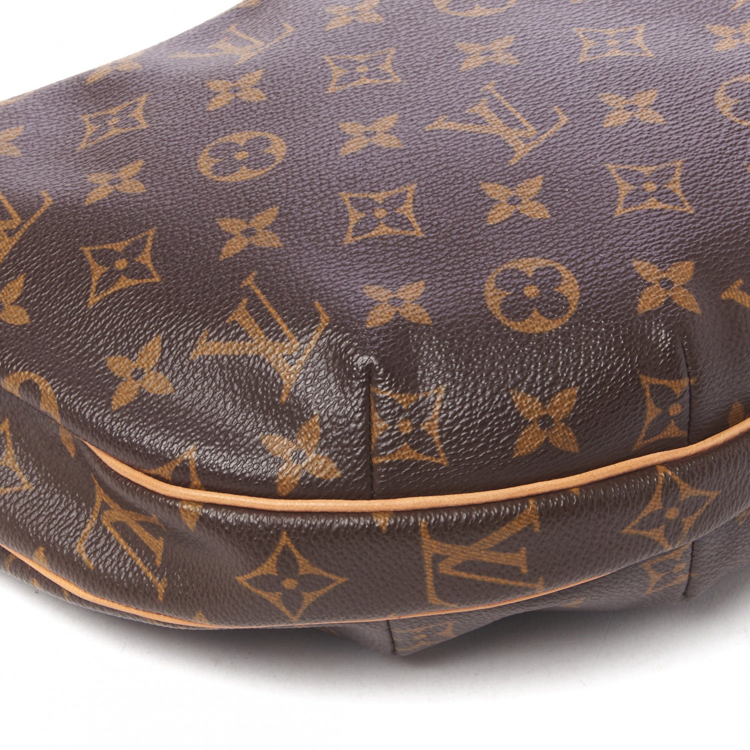 Louis Vuitton Monogram Croissant MM 6 of 8