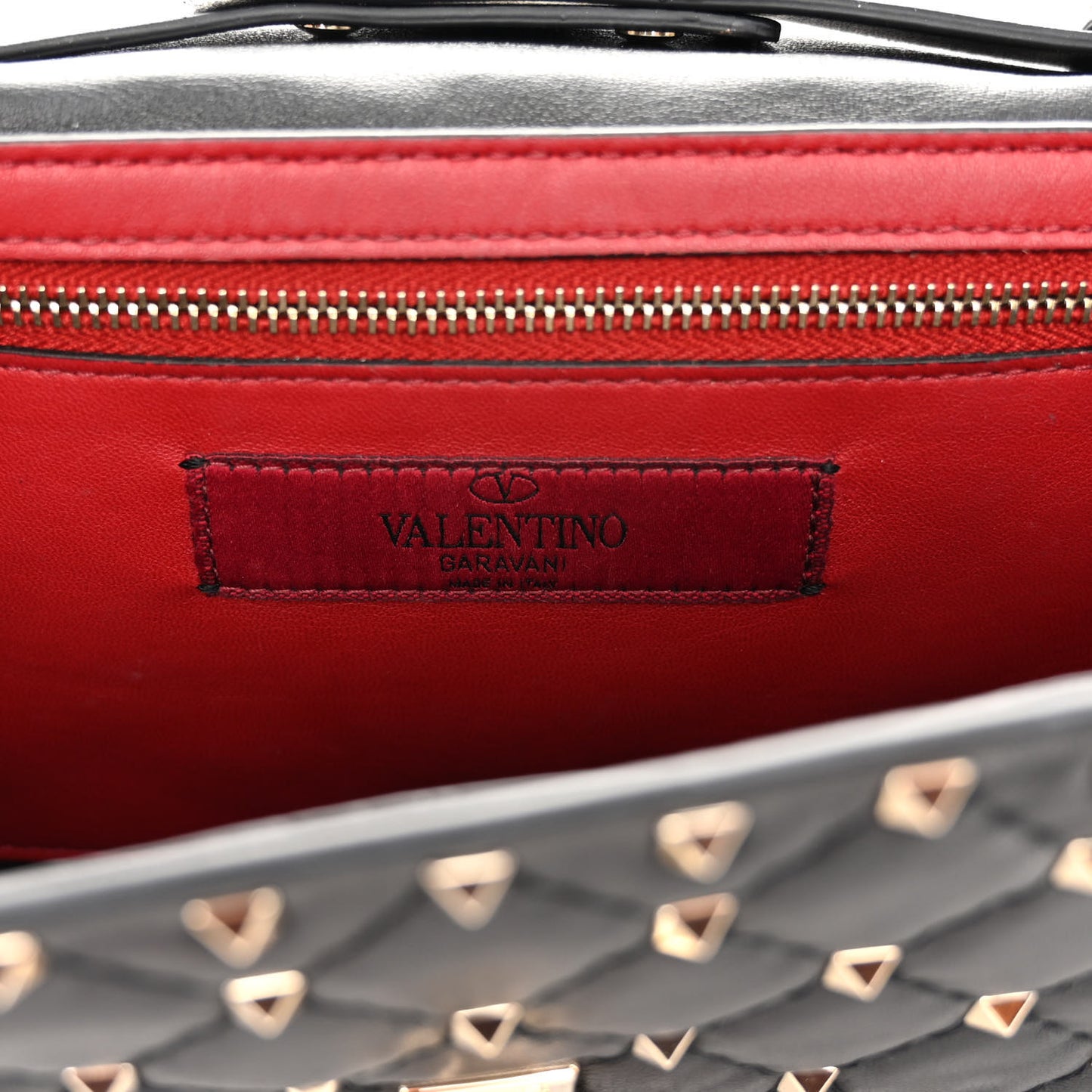 Nappa Rockstud Spike Wallet On Chain Black