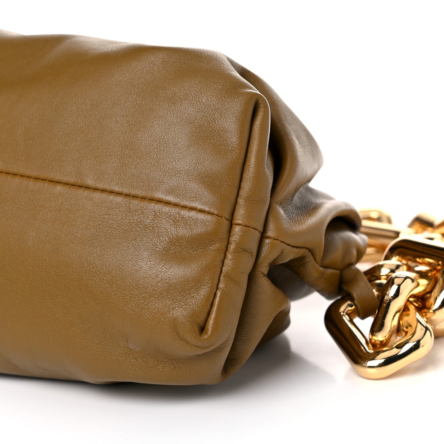 Calfskin The Pouch Chain Cammello