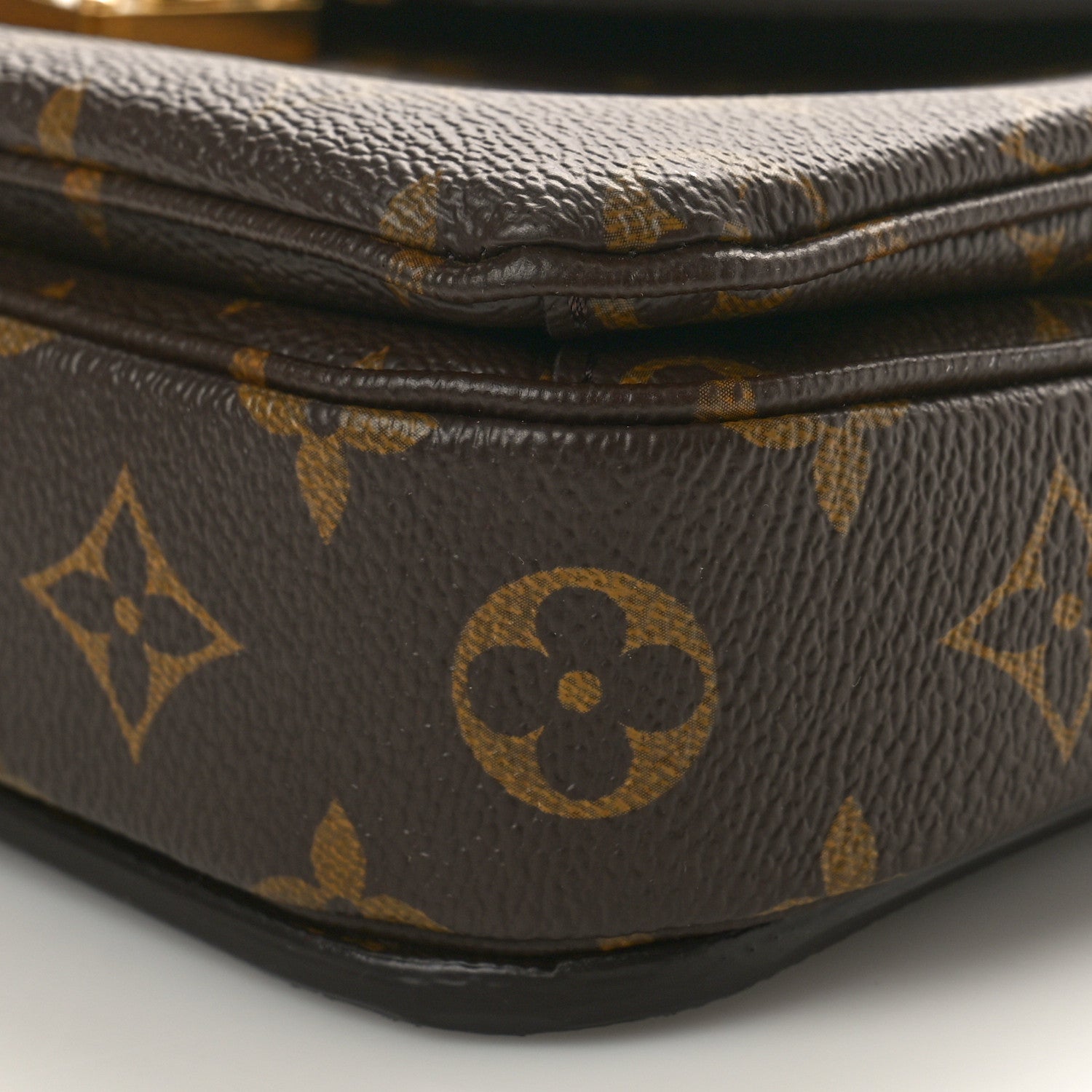 Louis Vuitton LOUIS VUITTON Monogram Pochette Metis 8 of 11
