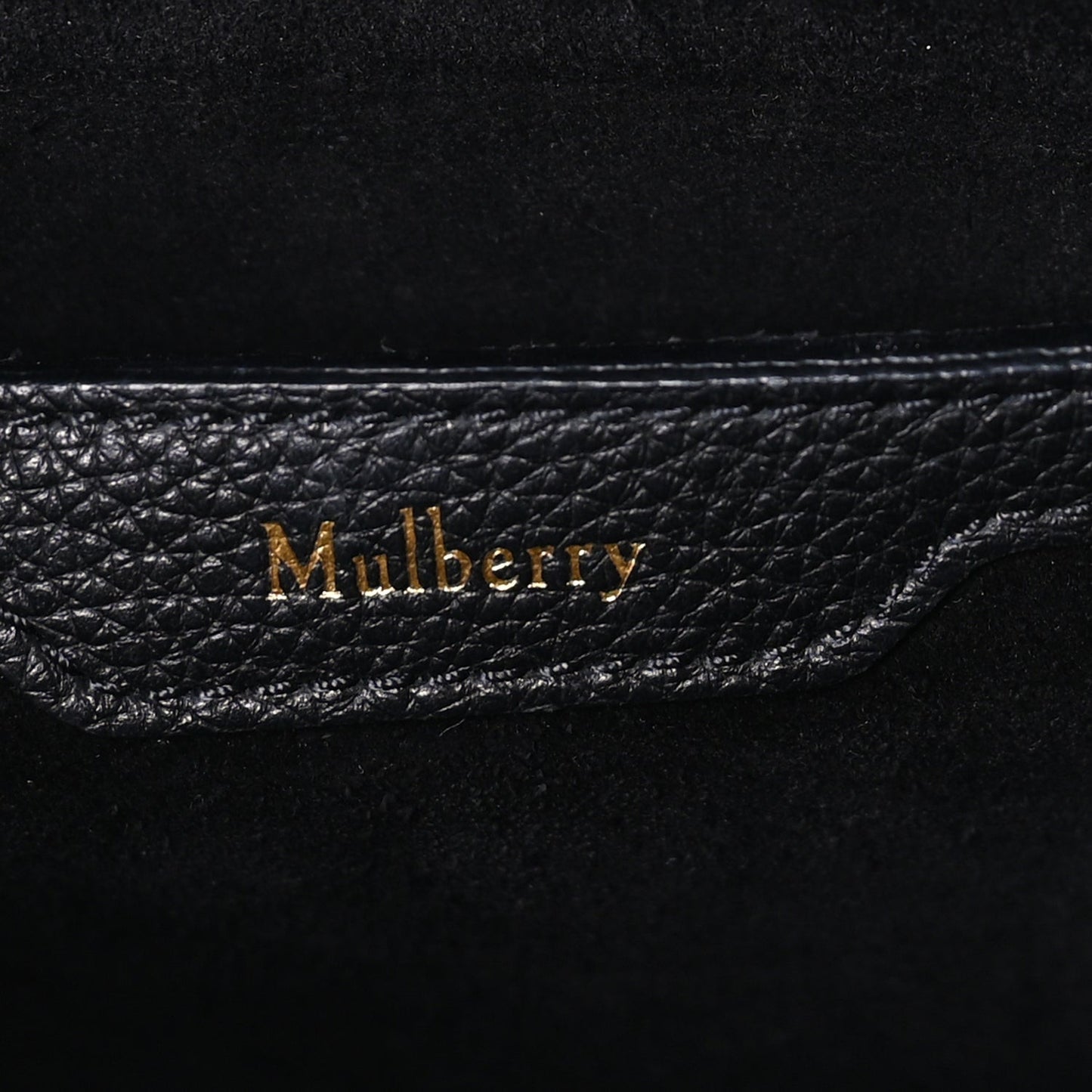 Classic Grain Small Bayswater Zip Tote  Black