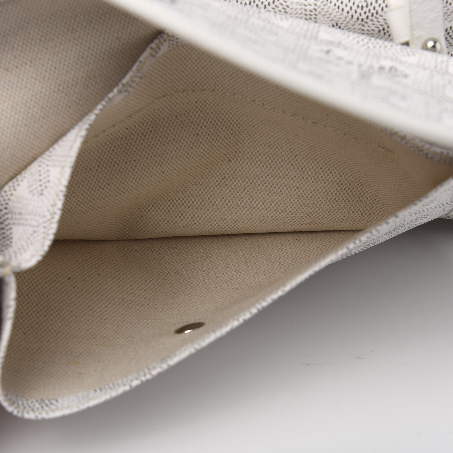 Goyardine Saint Louis GM White