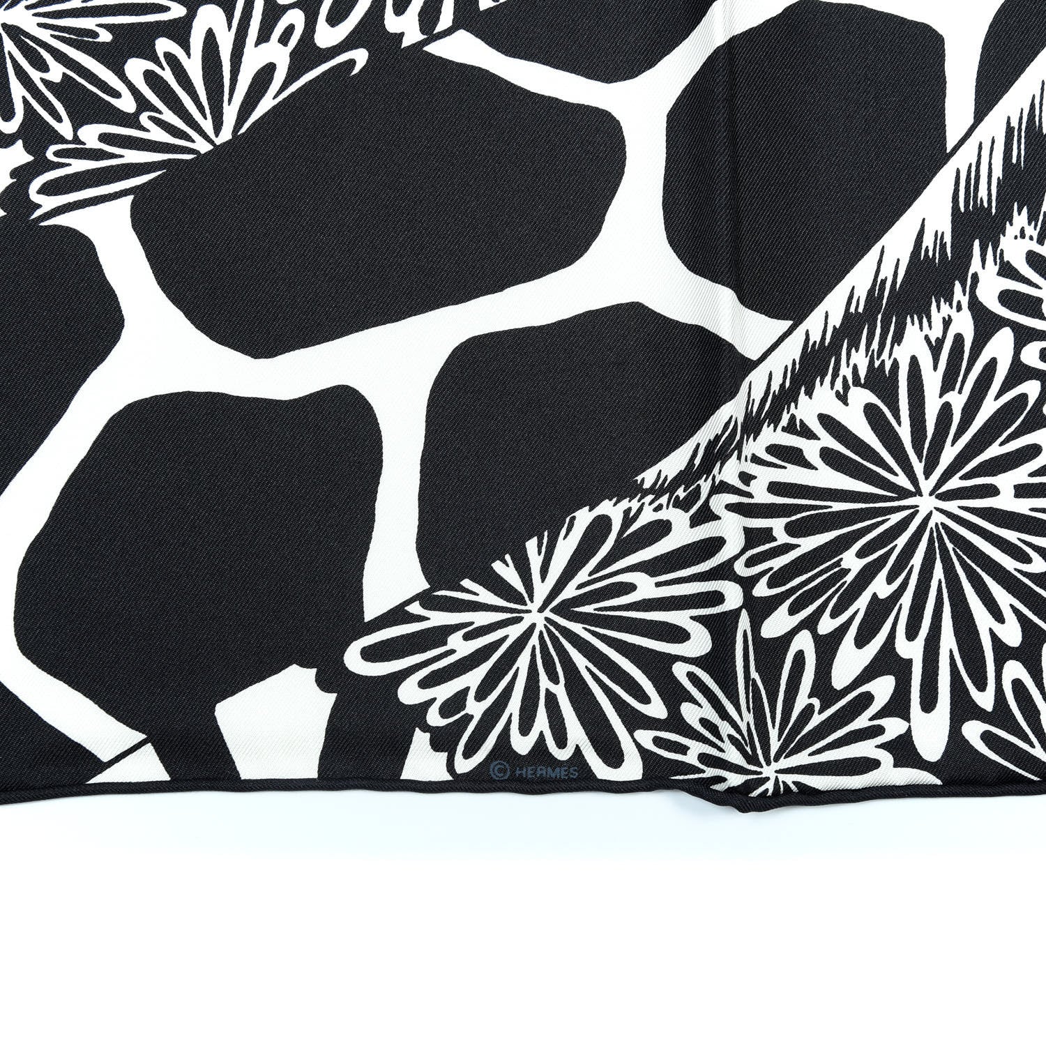 Hermes Silk The Three Graces Zoom Scarf 45 Blanc Casse Black 4 of 4