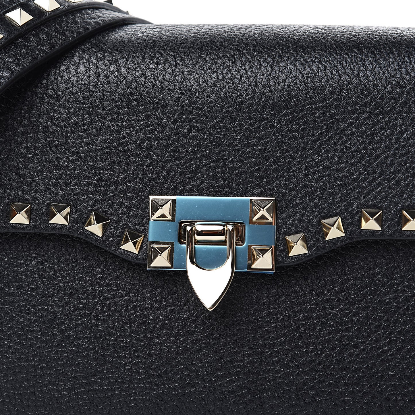 Pebbled Calfskin Medium Rockstud Flap Saddle Bag Black