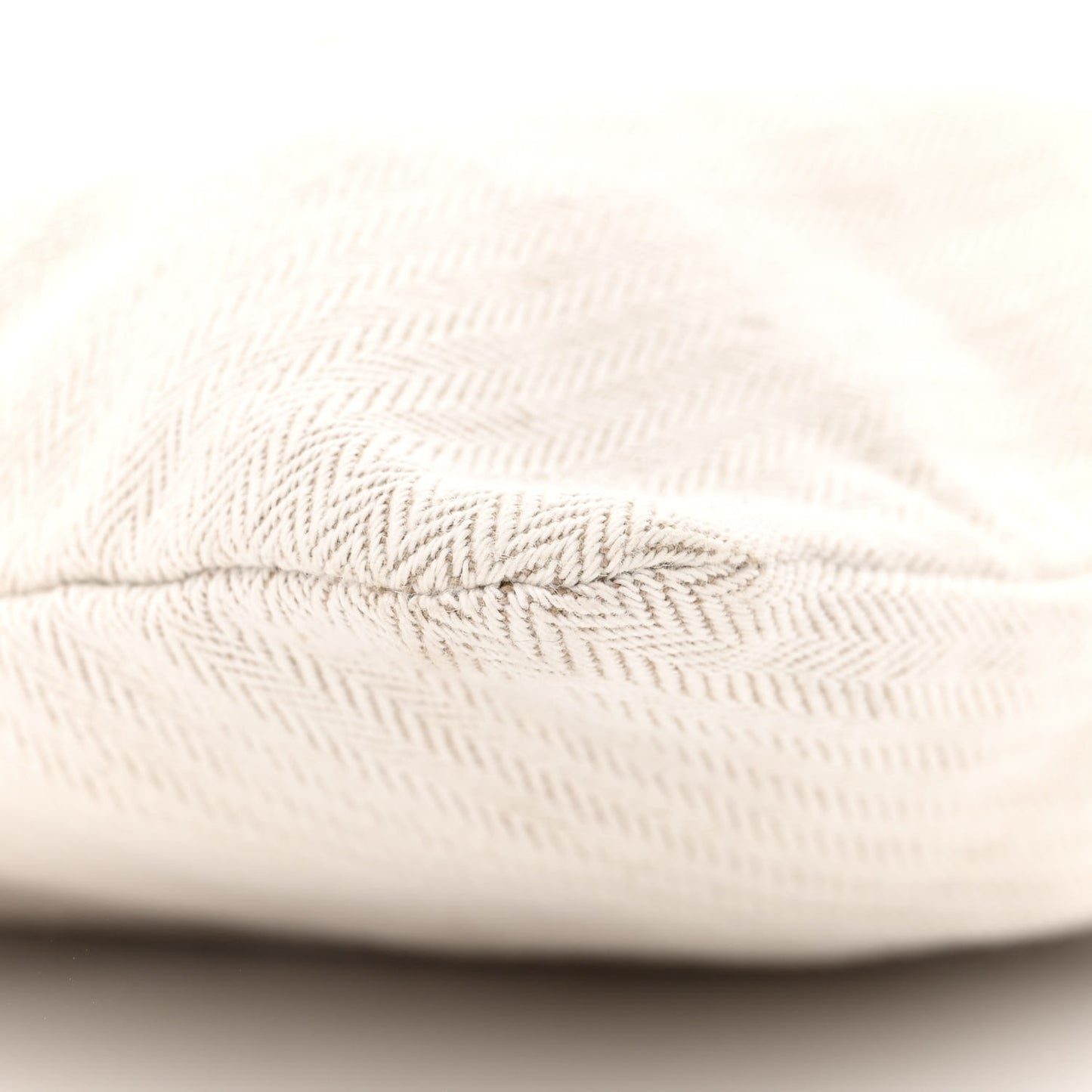 Canvas Swift Aline Grooming Bag Gold