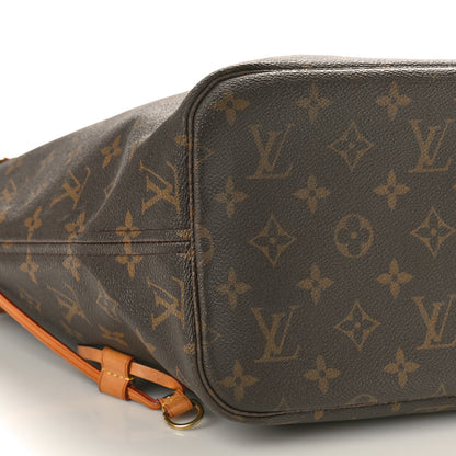 Louis Vuitton Monogram Neverfull MM 8 of 14