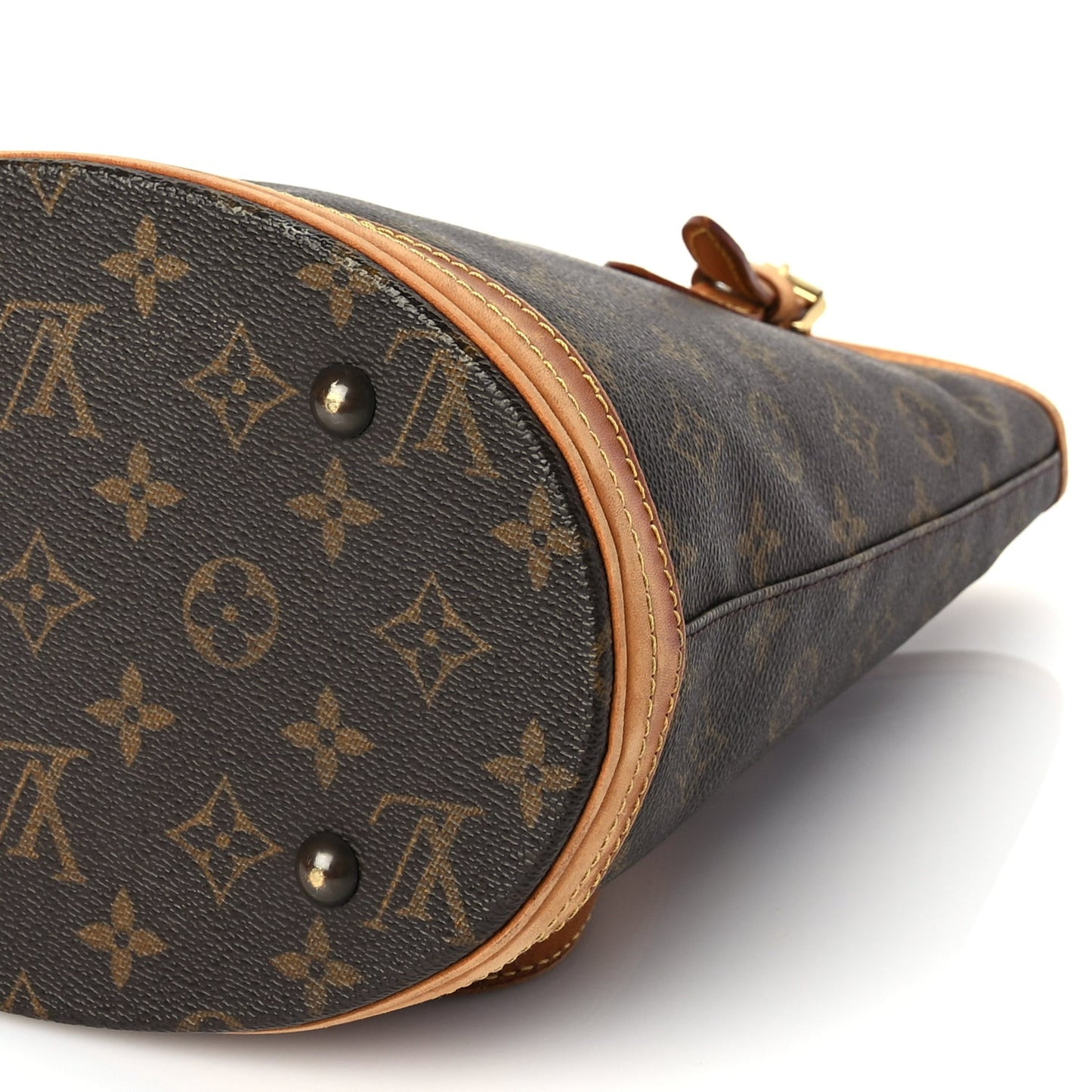 Monogram Petit Bucket 23