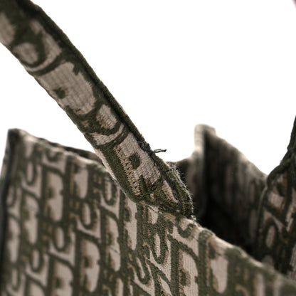 Christian Dior Oblique Large Book Tote Vert Multicolor 25 of 25