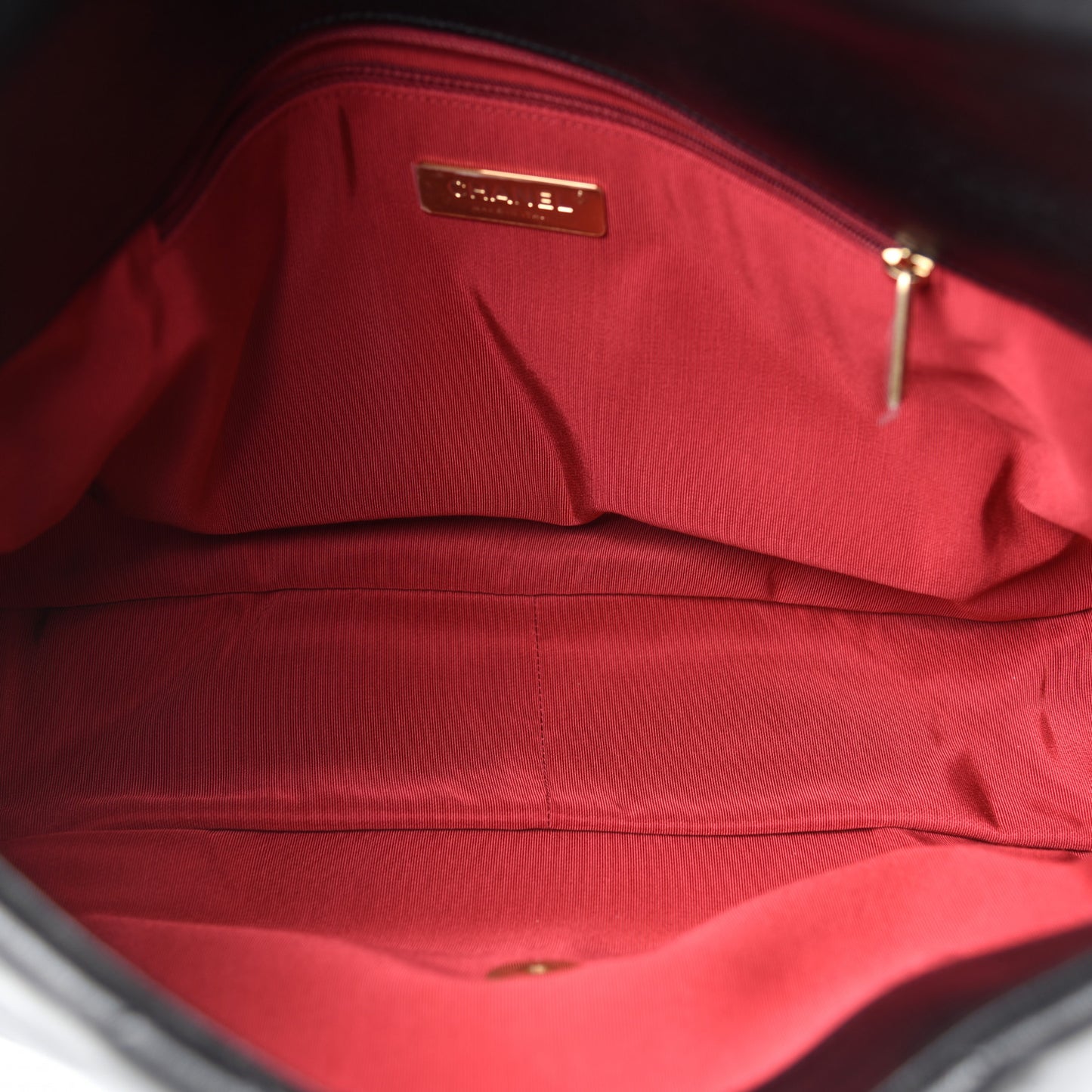 Lambskin Quilted Maxi Chanel 19 Flap Black