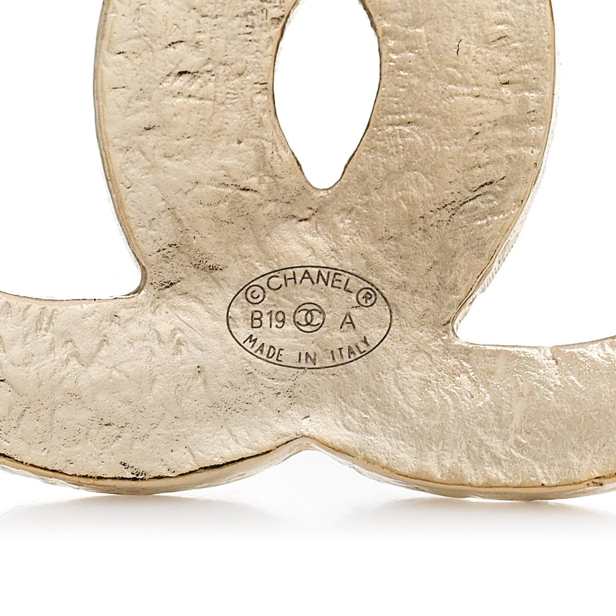Chanel Resin Along The Nile CC Brooch Gold 3 of 4
