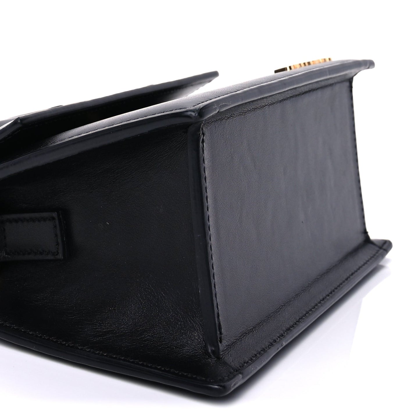 Smooth Calfskin Le Chiquito Moyen Black