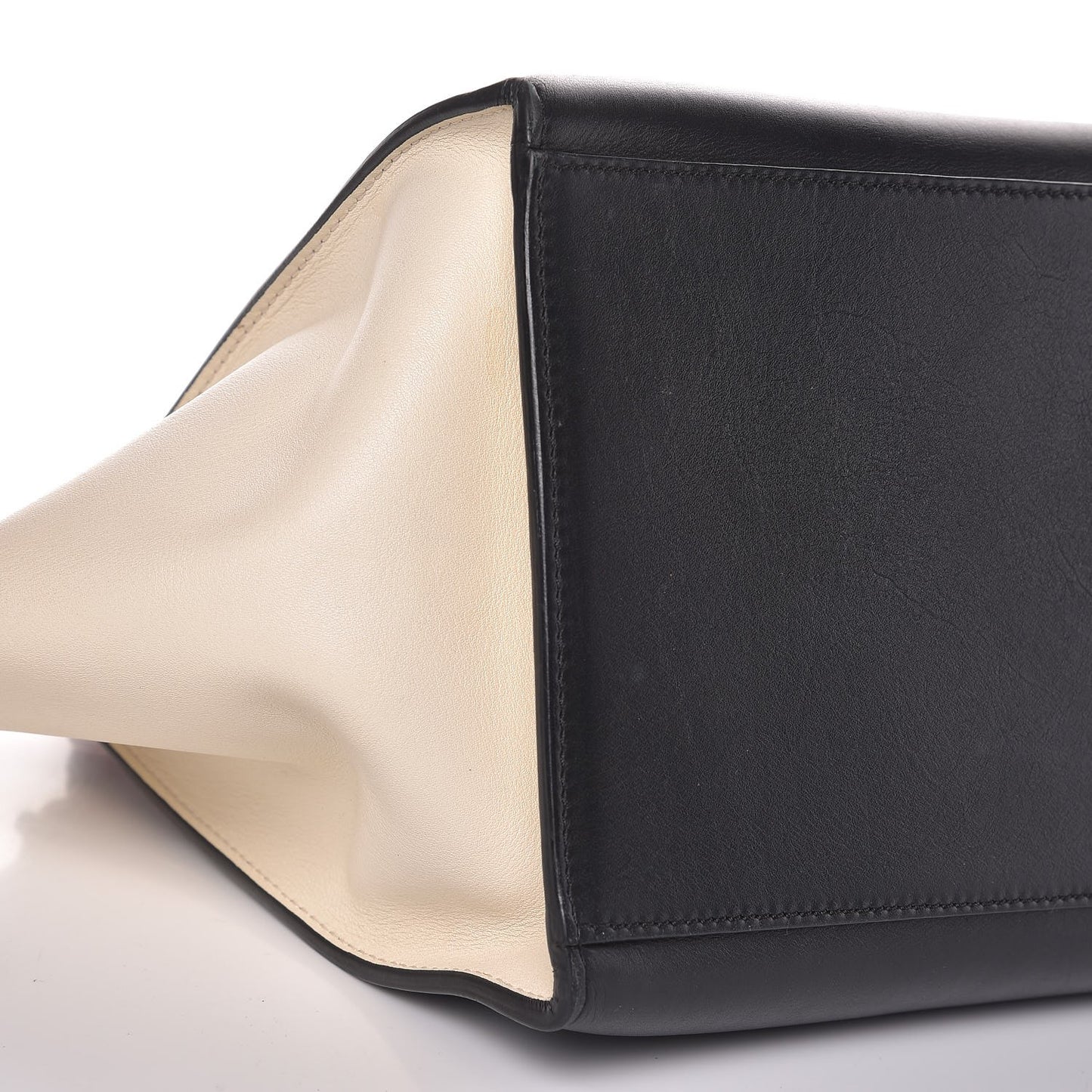 Smooth Calfskin Medium Tri-color Trapeze