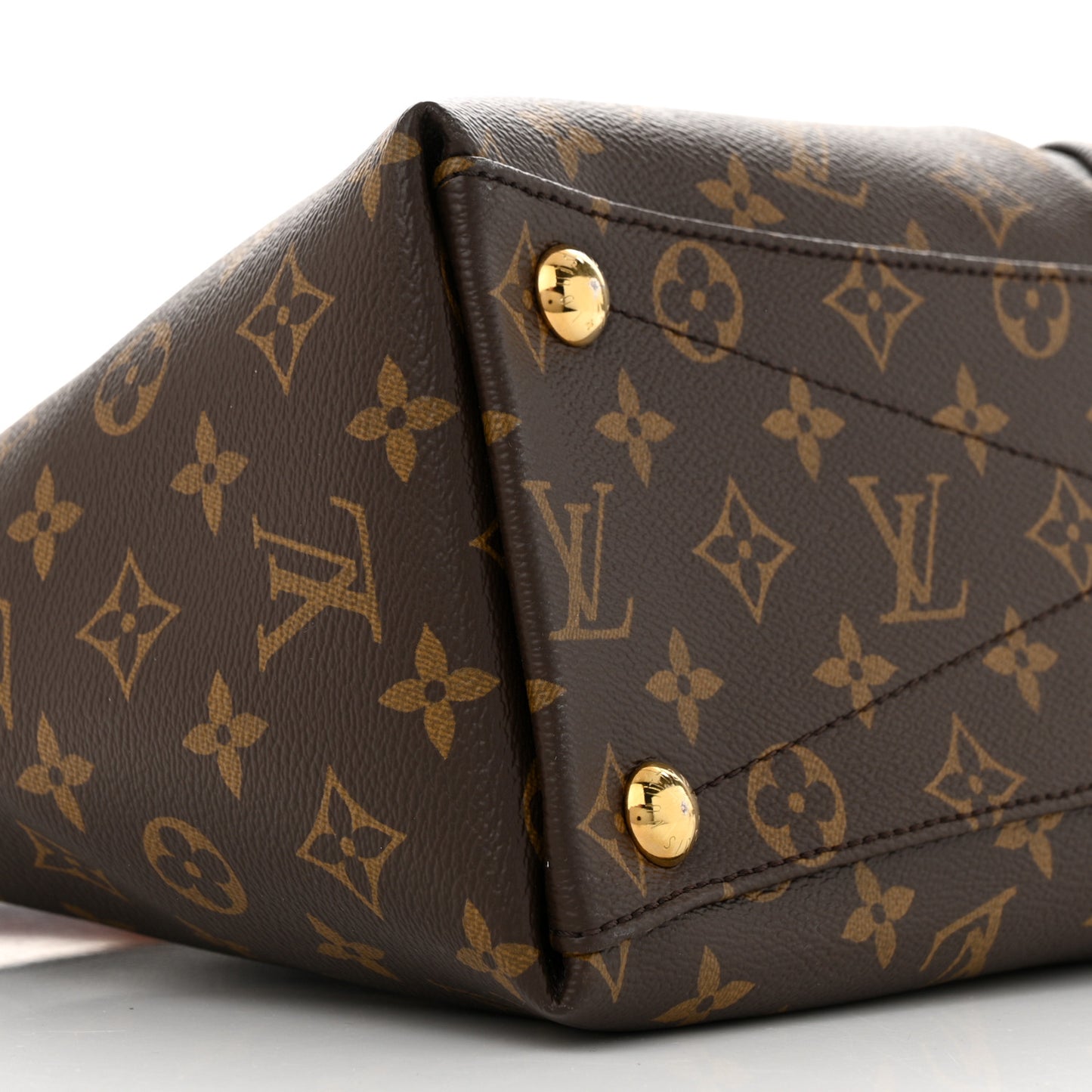 Monogram V Tote MM Black