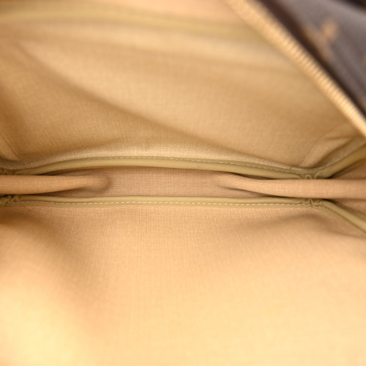 Monogram Reporter PM