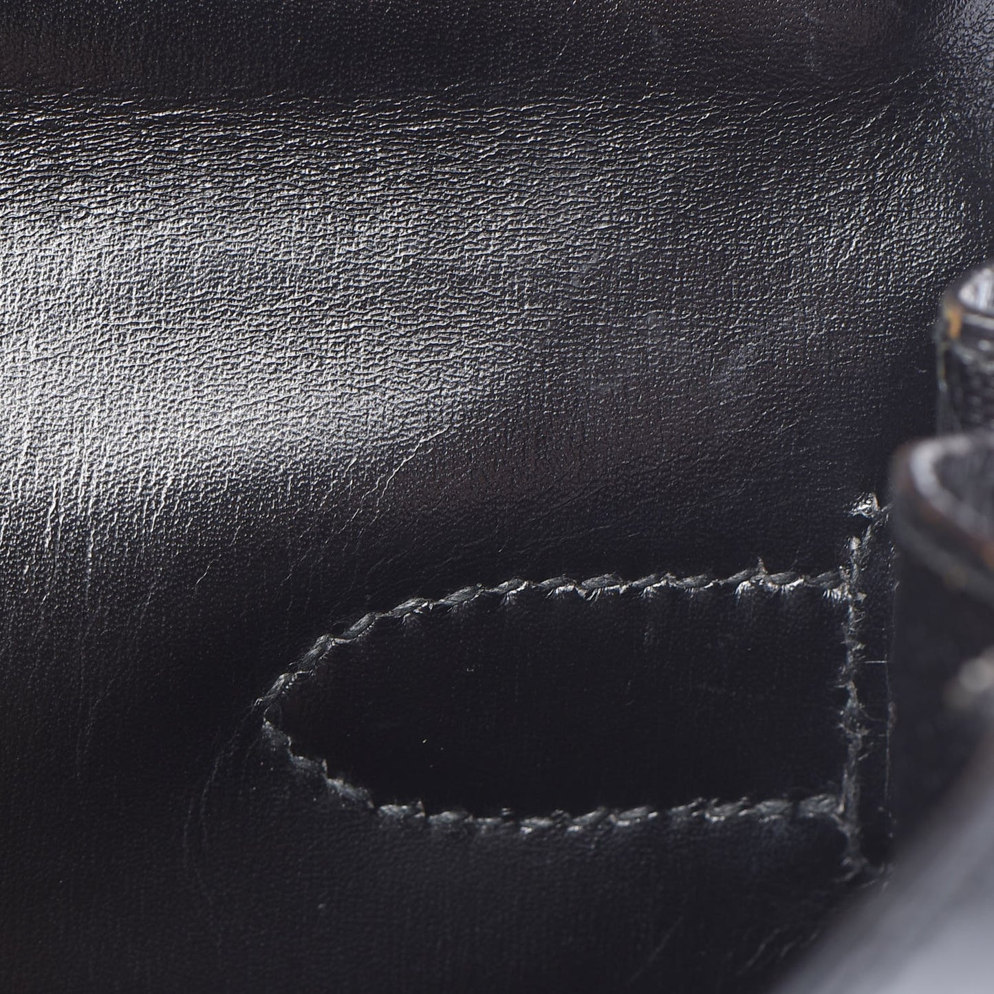 Box Kelly Retourne 32 Black