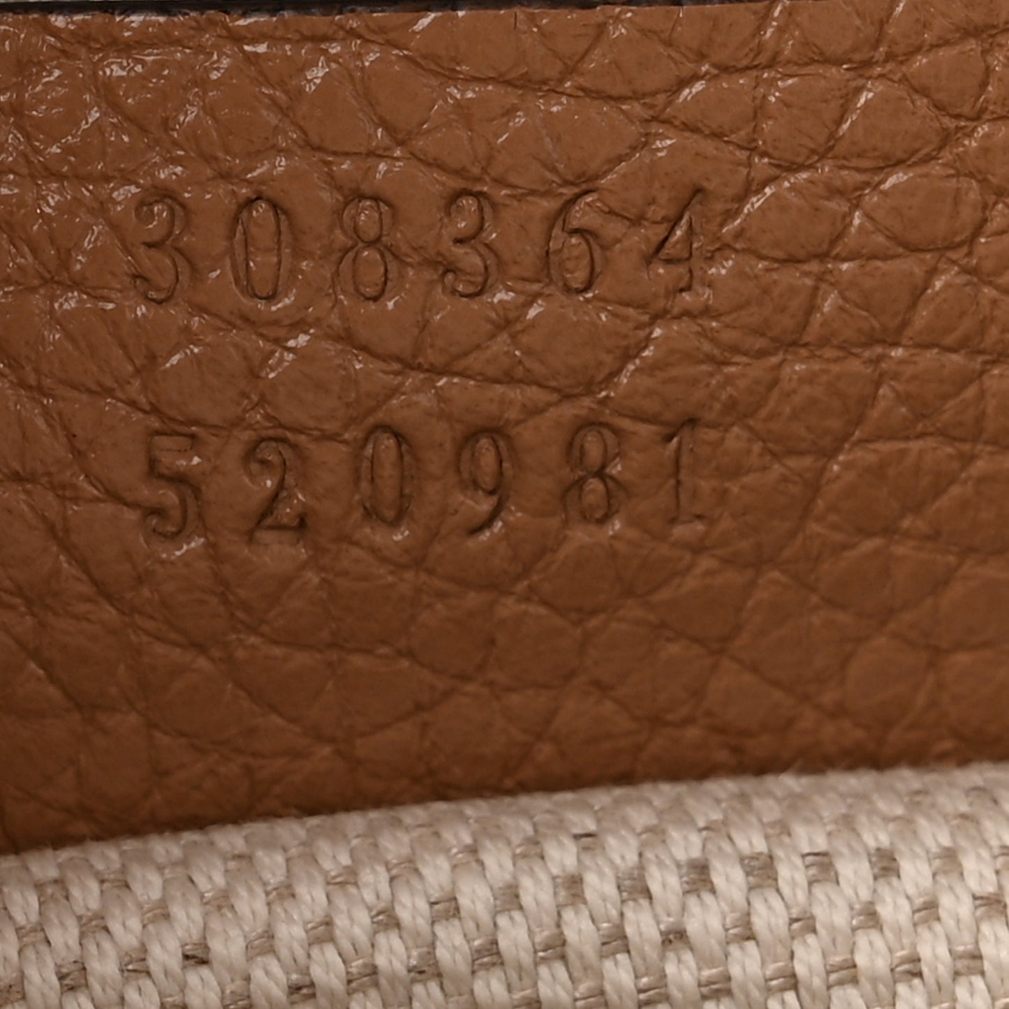 Pebbled Calfskin Small Soho Disco Bag Camelia