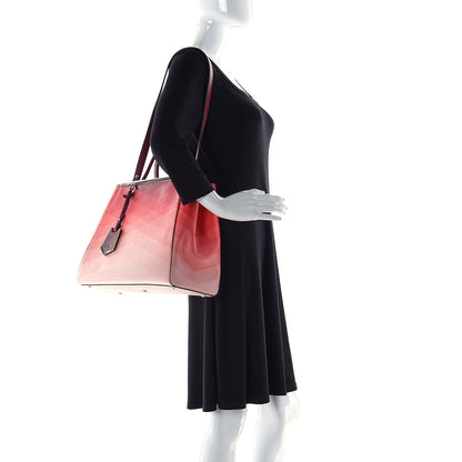 Fendi Vitello Elite Geometric Degrade Regular 2Jours Tote 7 of 15