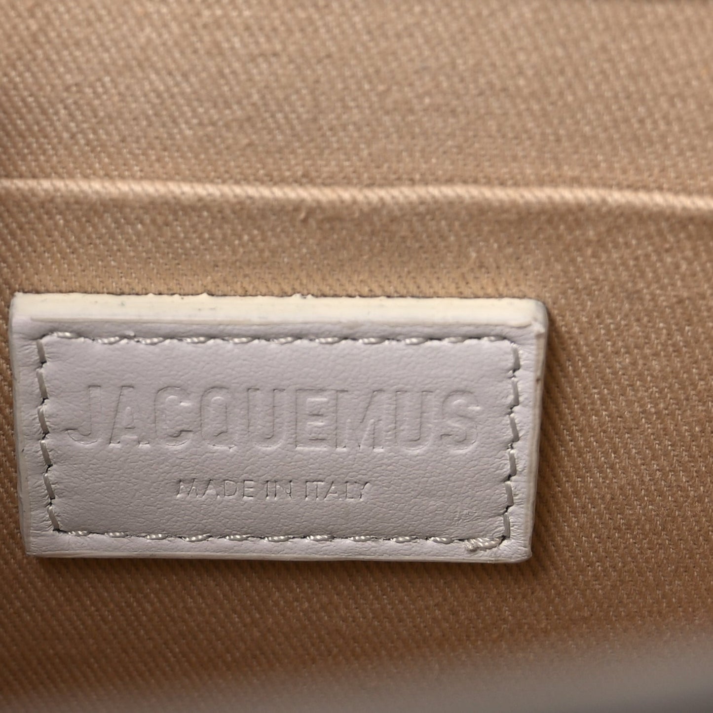 Smooth Calfskin Le Chiquito Moyen  White