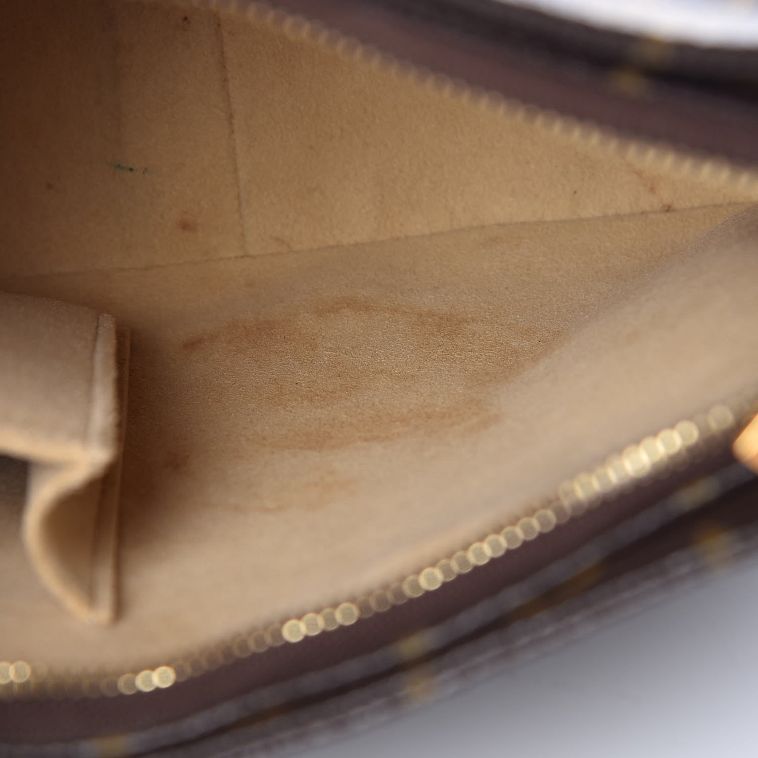 Louis Vuitton Monogram Looping MM 8 of 14