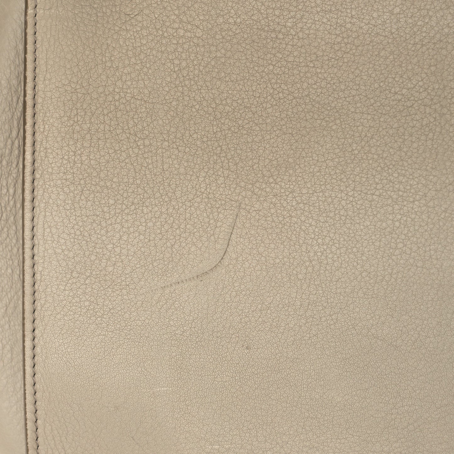 Smooth Calfskin Medium Phantom Luggage