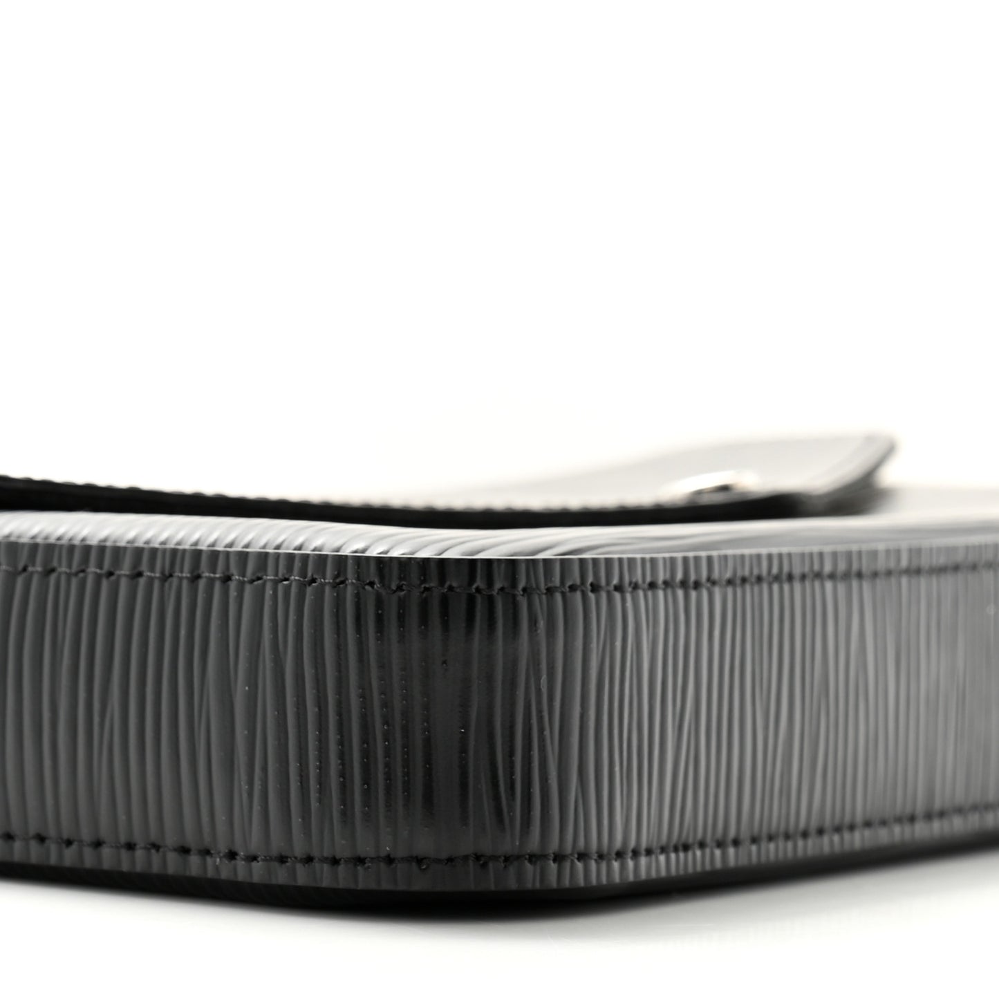 Epi Pochette Felicie Black