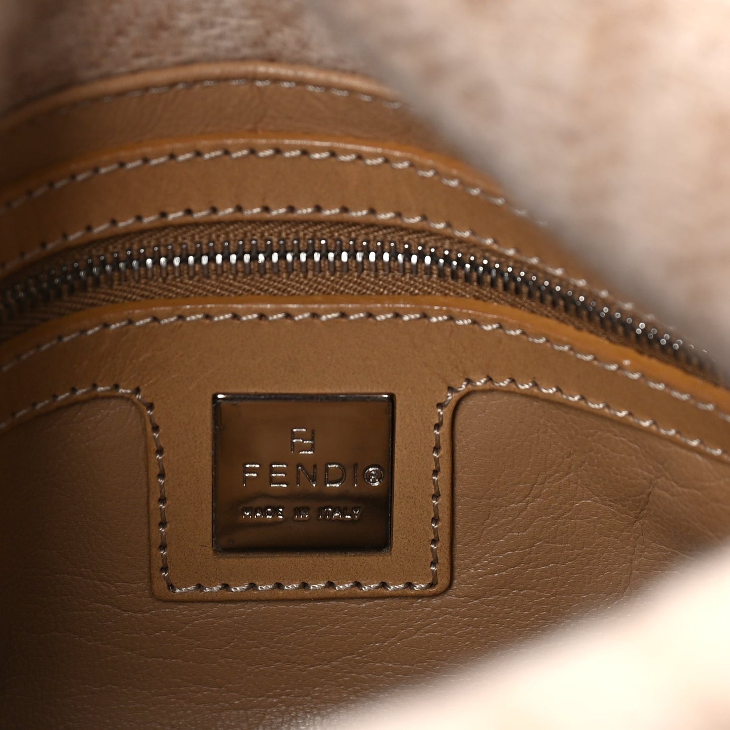 Wool Zucca Mama Baguette Beige