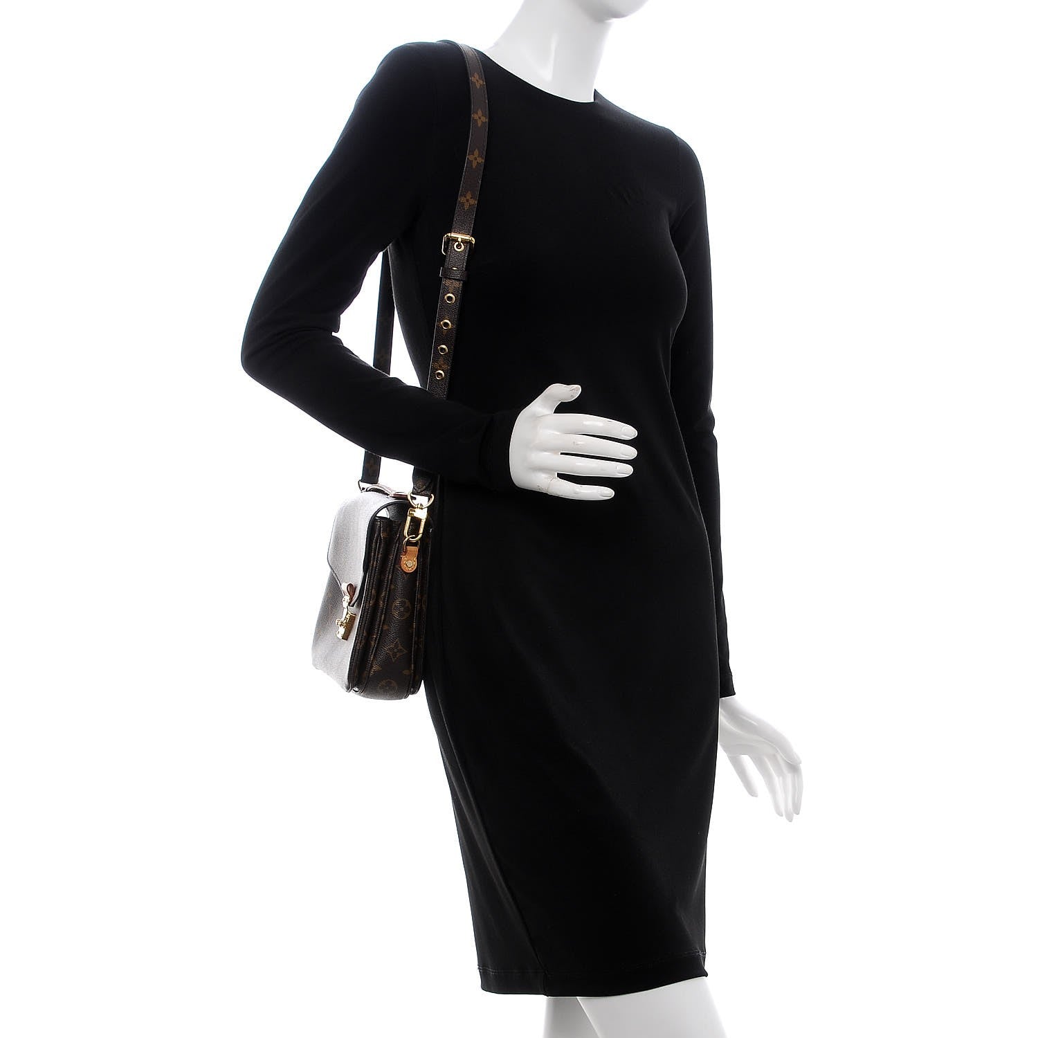 Louis Vuitton Monogram Pochette Metis 2 of 9