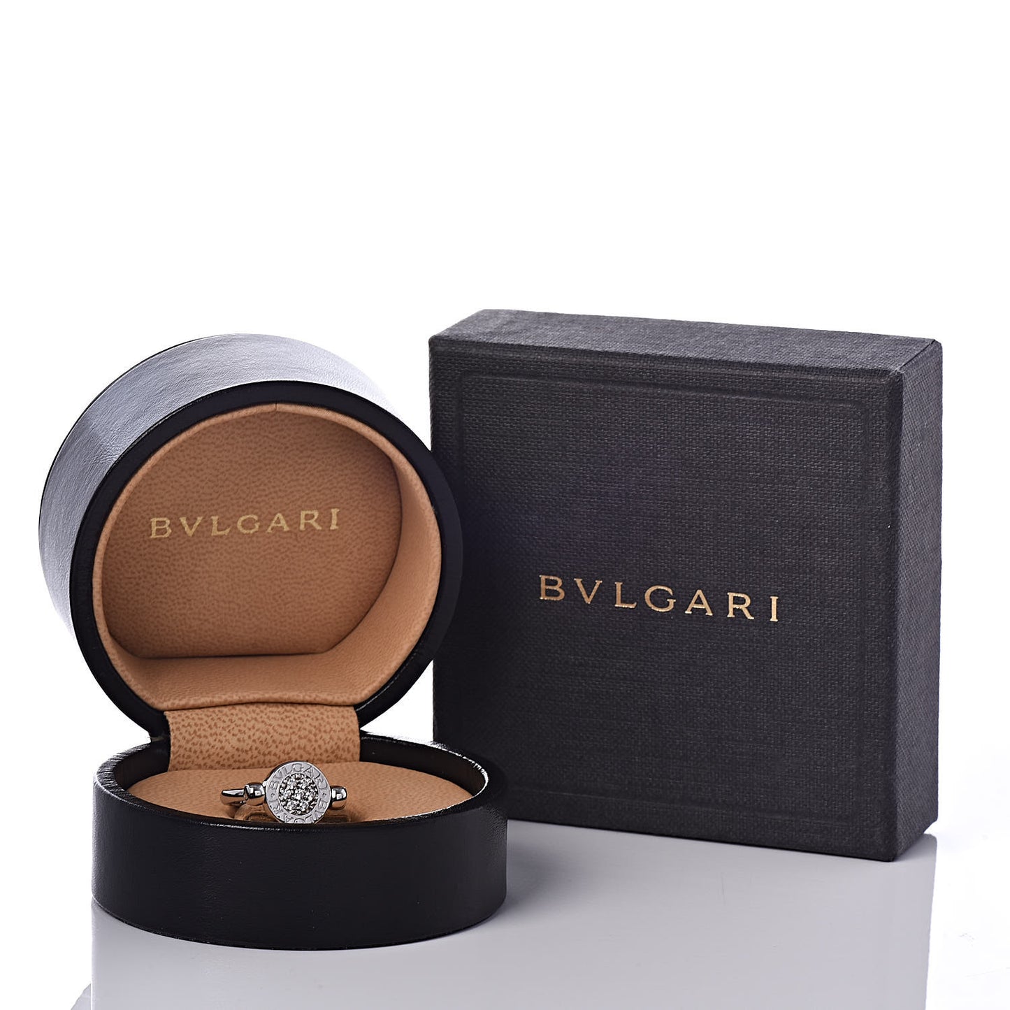 18K White Gold Diamond Black Onyx Bvlgari Bvlgari Flip Ring 48 4.5