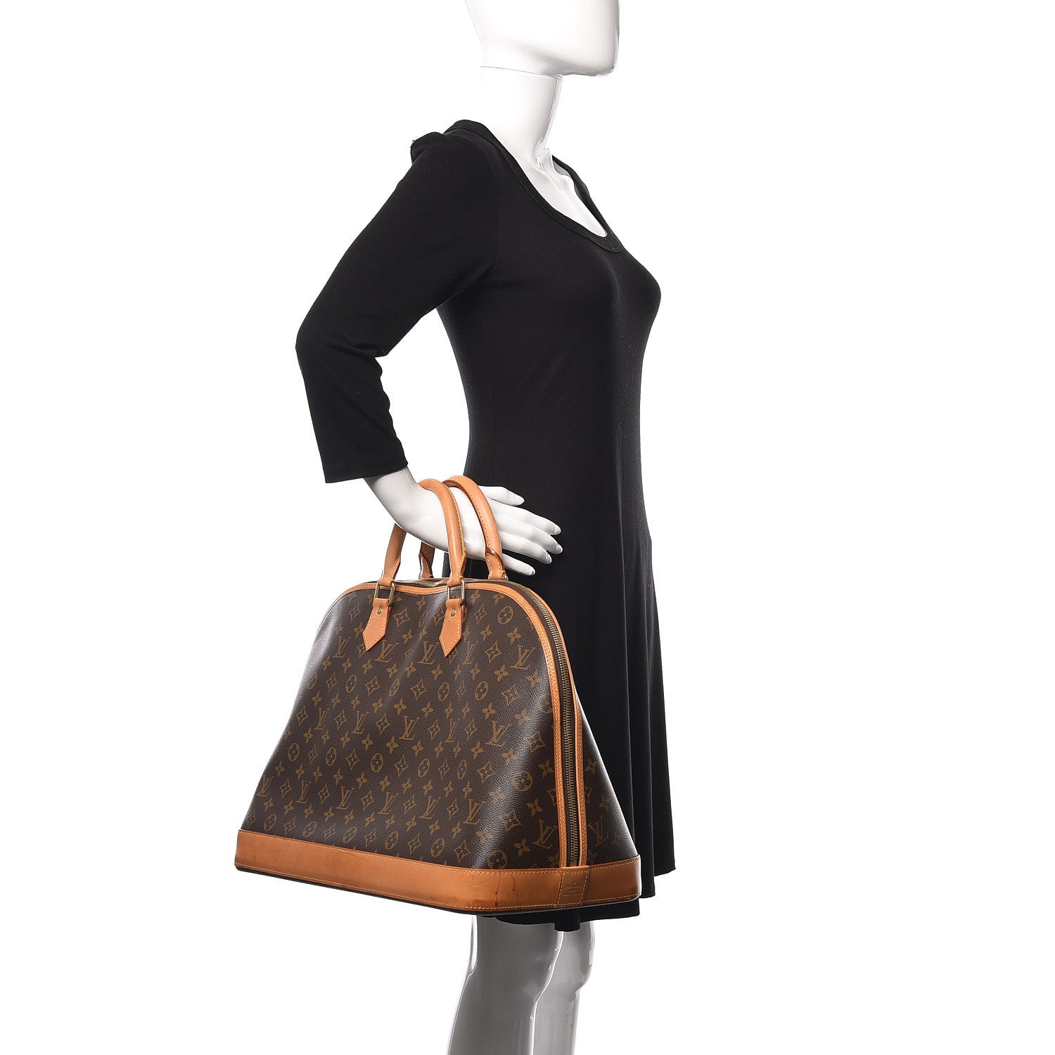 Louis Vuitton Monogram Alma Voyage MM 2 of 9