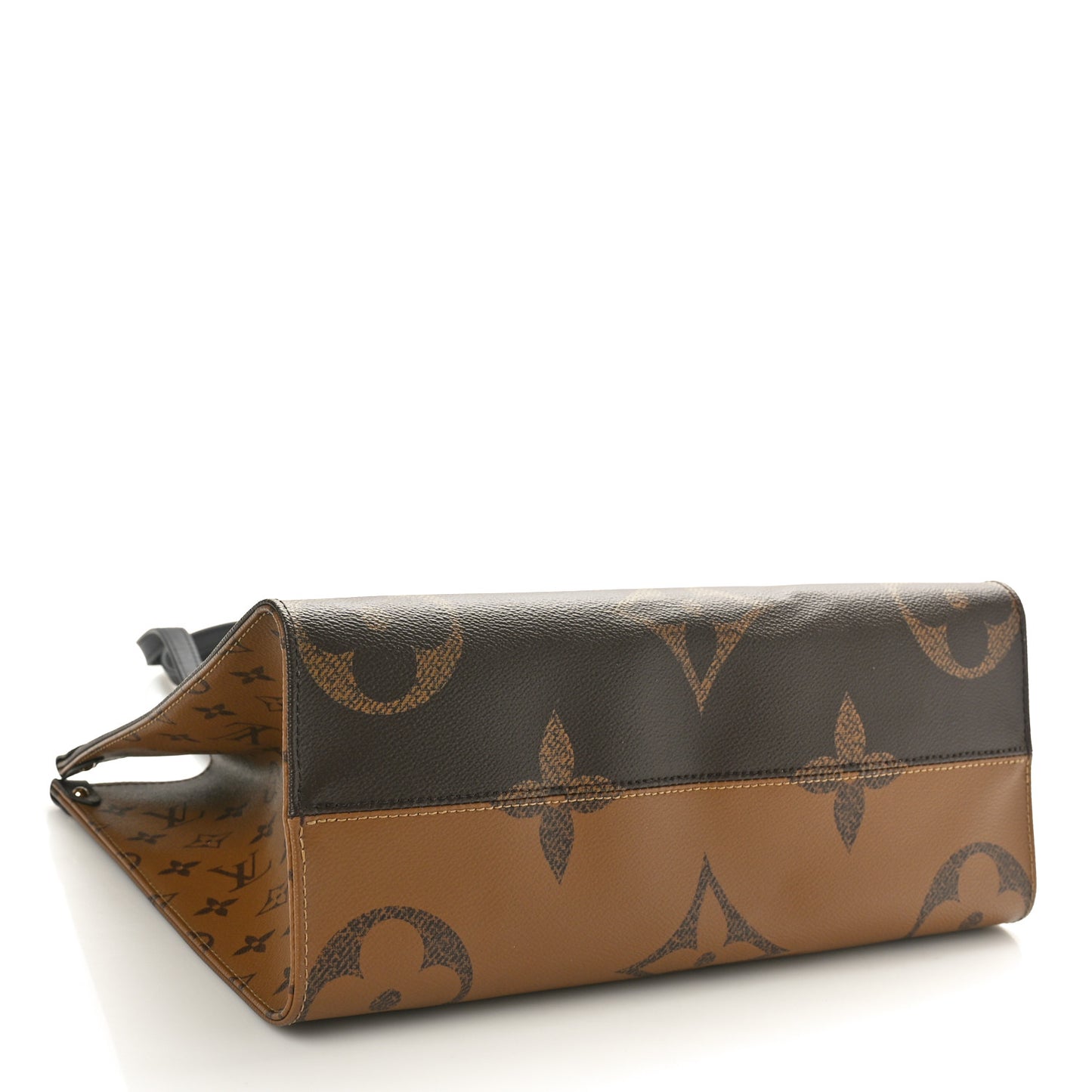 Reverse Monogram Giant Onthego MM