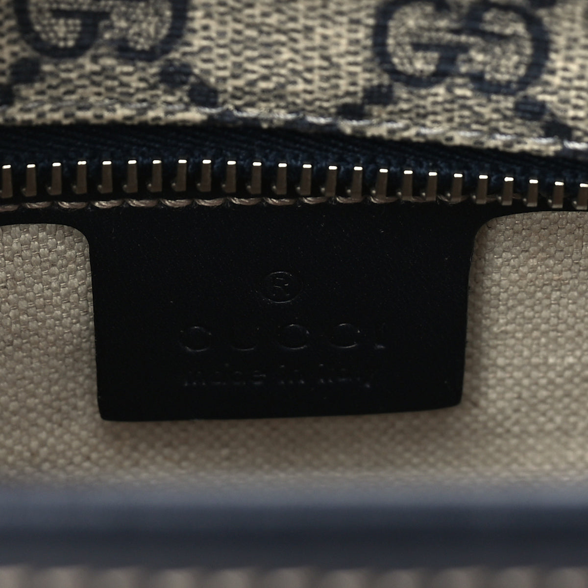 Gucci GG Supreme Monogram Medium Zippered Shopping Tote Navy 5 of 8