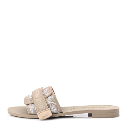 Christian Dior Cotton Toile De Jouy Dioriviera Dio(r)evolution Slide 40 Beige 1 of 9