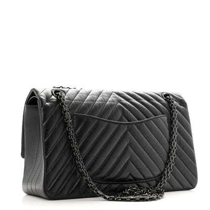 Chanel Aged Calfskin Chevron Quilted 2.55 Reissue 226 So Black 3 of 7