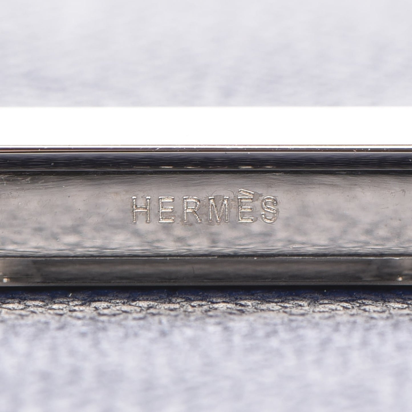 Epsom Constance 18 Bleu Saphir