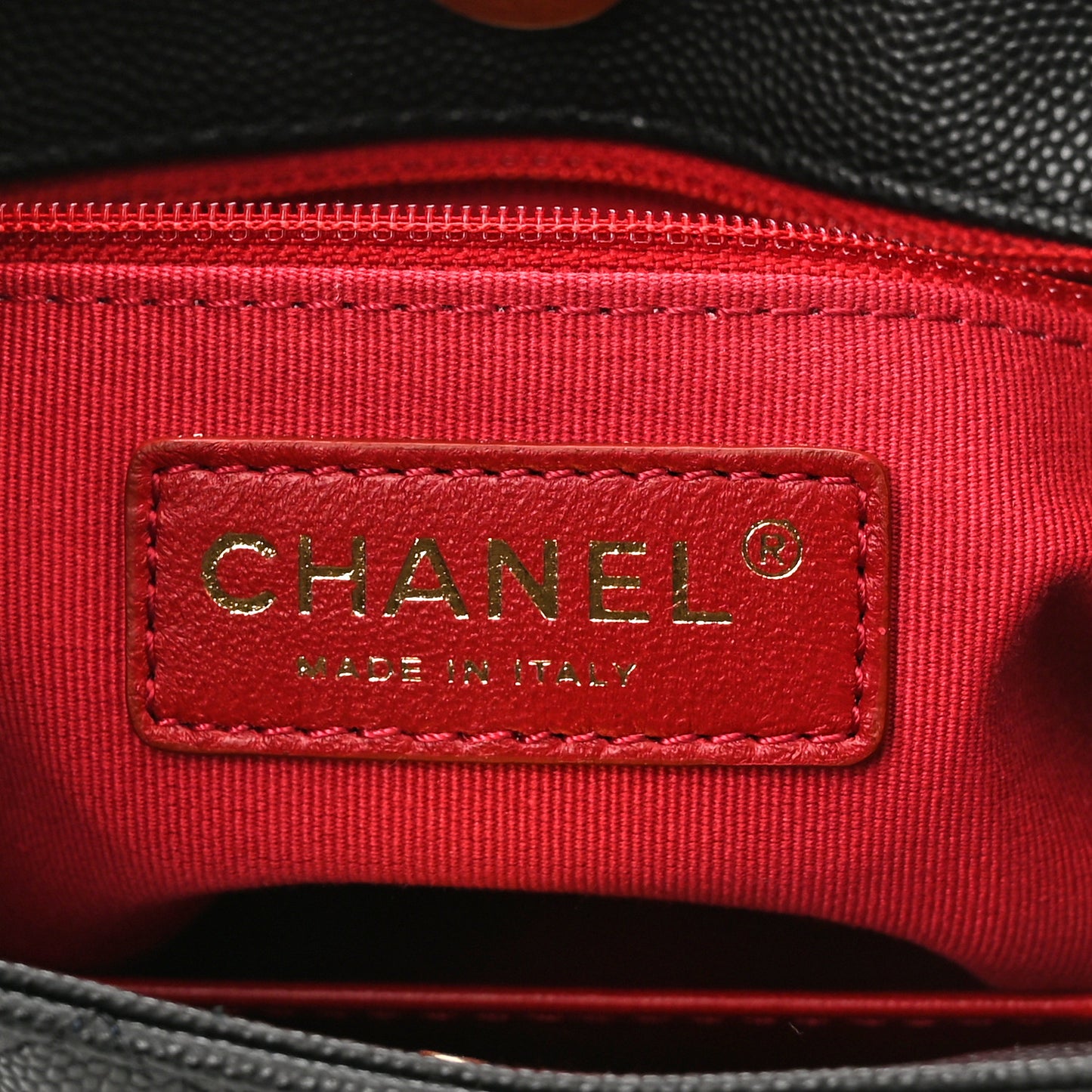 Caviar Quilted Wavy CC Hobo Black