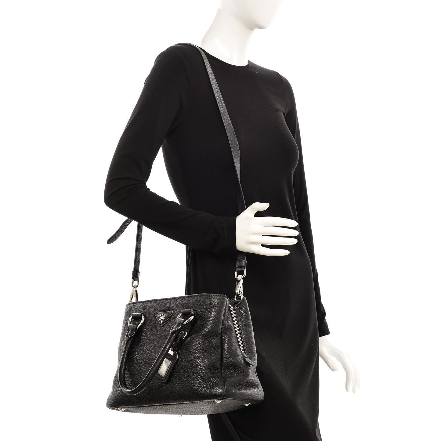 Vitello Daino Tote Nero Black