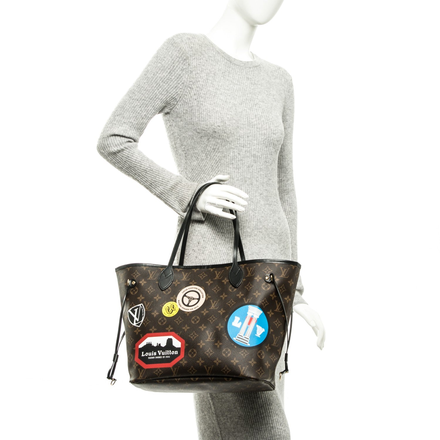 Louis Vuitton Monogram World Tour Neverfull MM 2 of 8