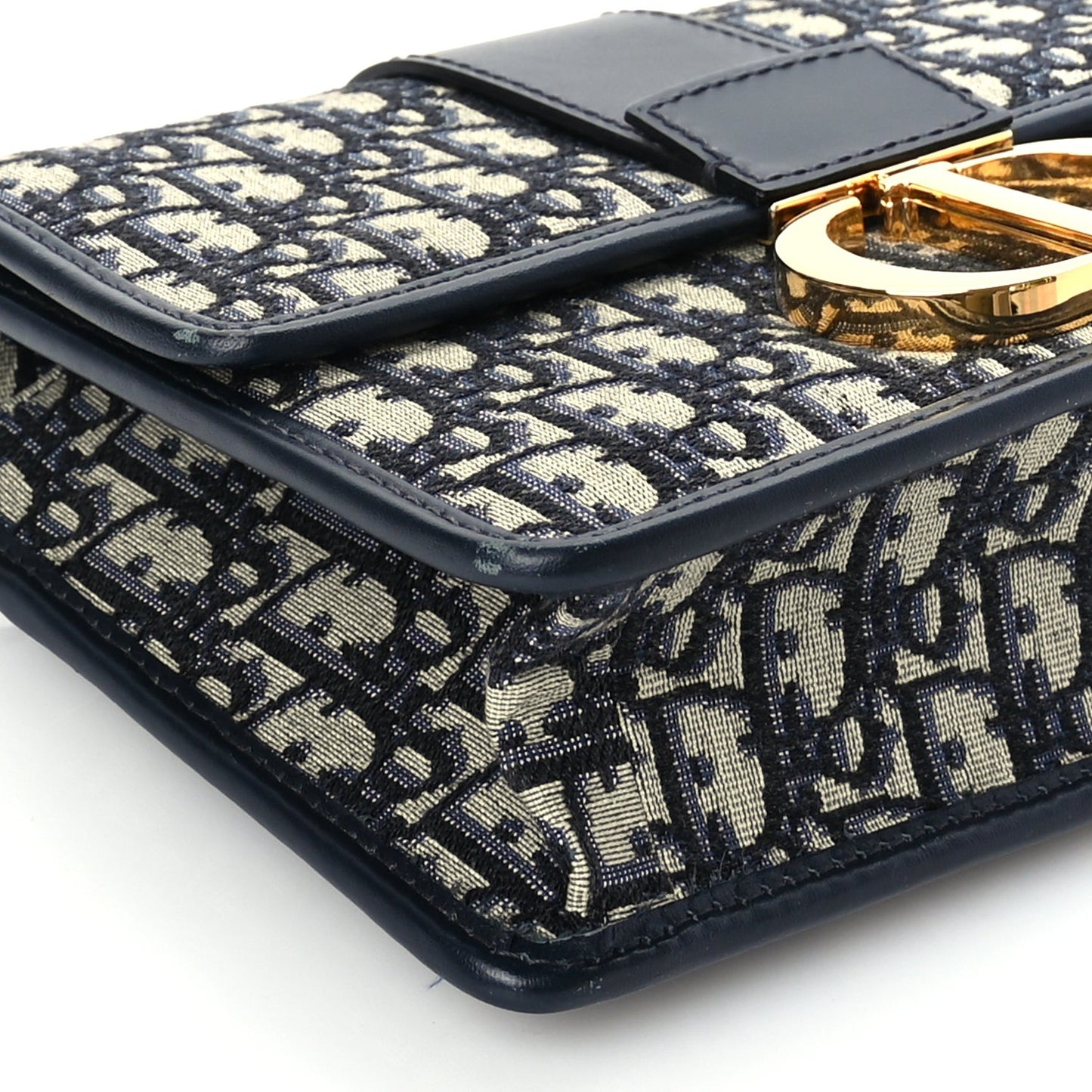 Oblique 30 Montaigne Flap Bag Blue