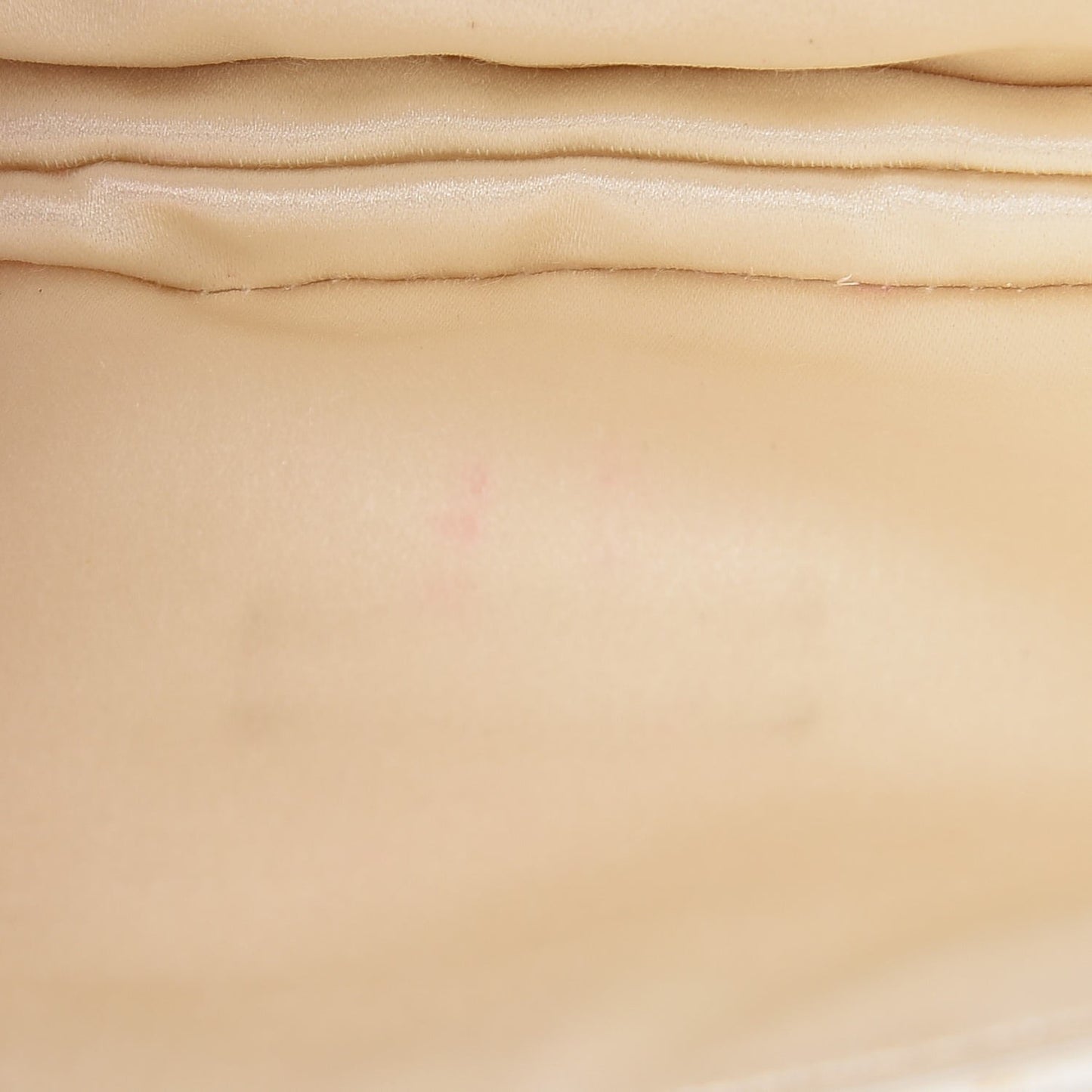 Lambskin Quilted Butterfly Chain Clutch White