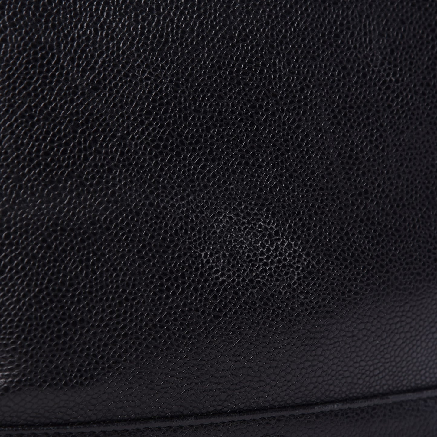 Caviar CC Shoulder Bag Black