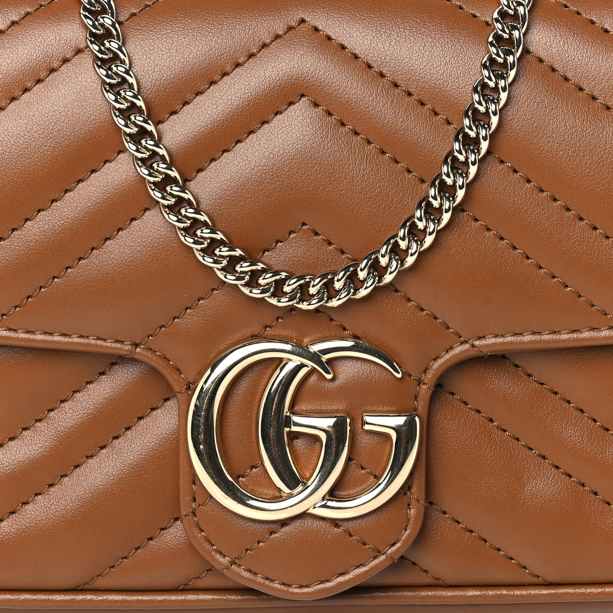 Calfskin Matelasse Mini GG Marmont Shoulder Bag With Card Holder Cuir