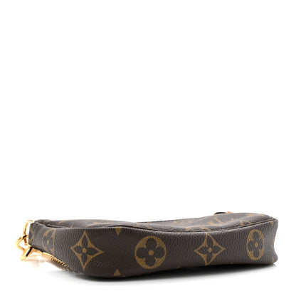 Louis Vuitton Monogram Mini Pochette Accessories 4 of 7