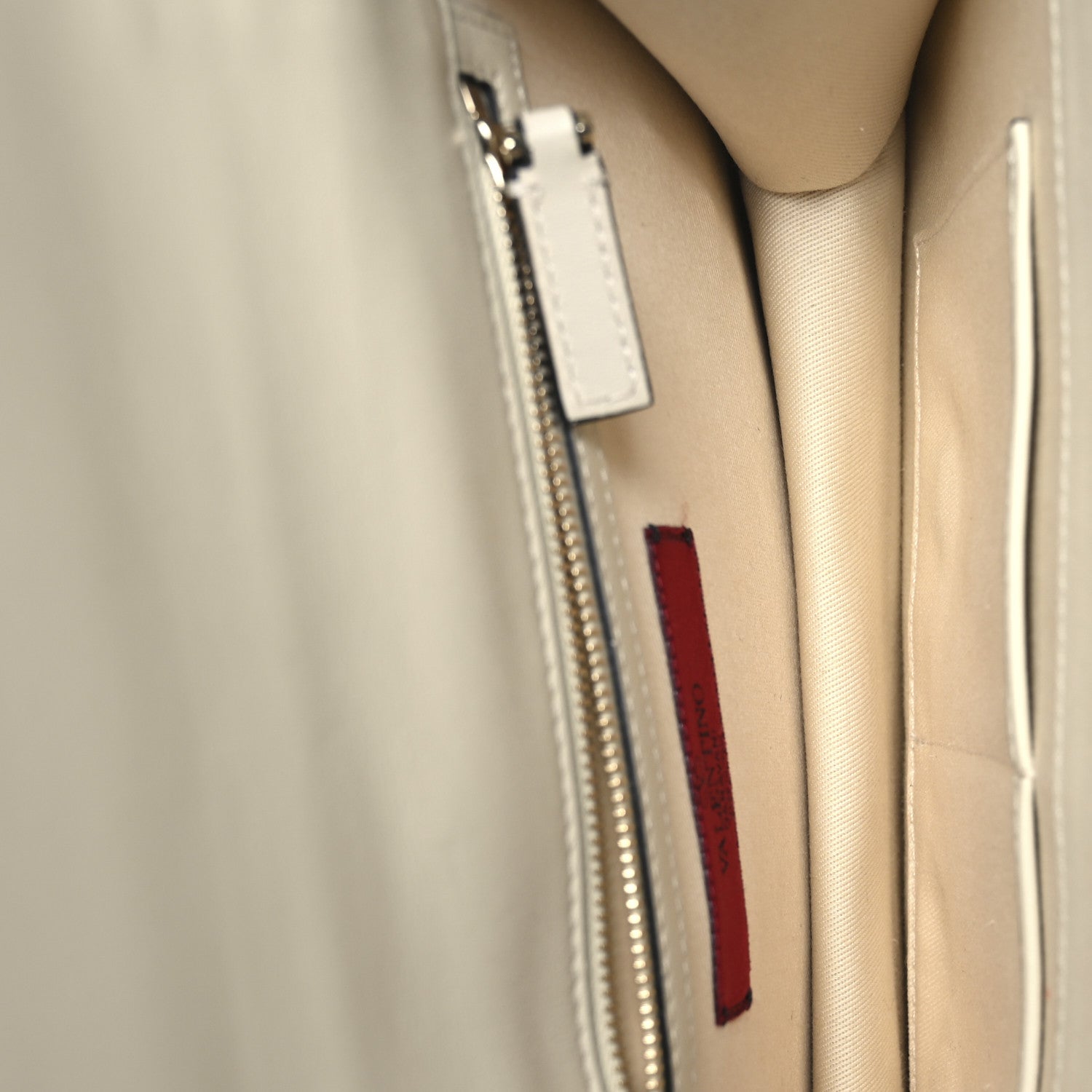 Valentino Garavani Vitello Medium Glam Lock Rockstud Flap Light Ivory 5 of 10