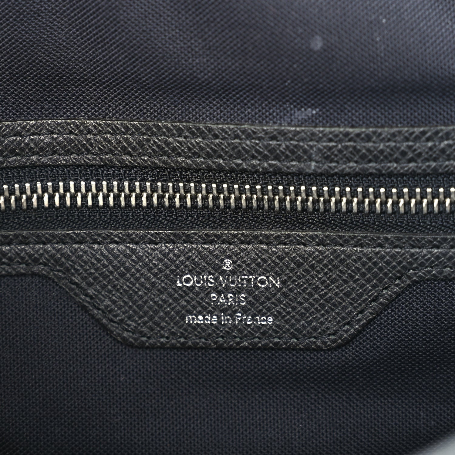 Louis Vuitton Taiga Roman MM Messenger  Ardoise 5 of 8