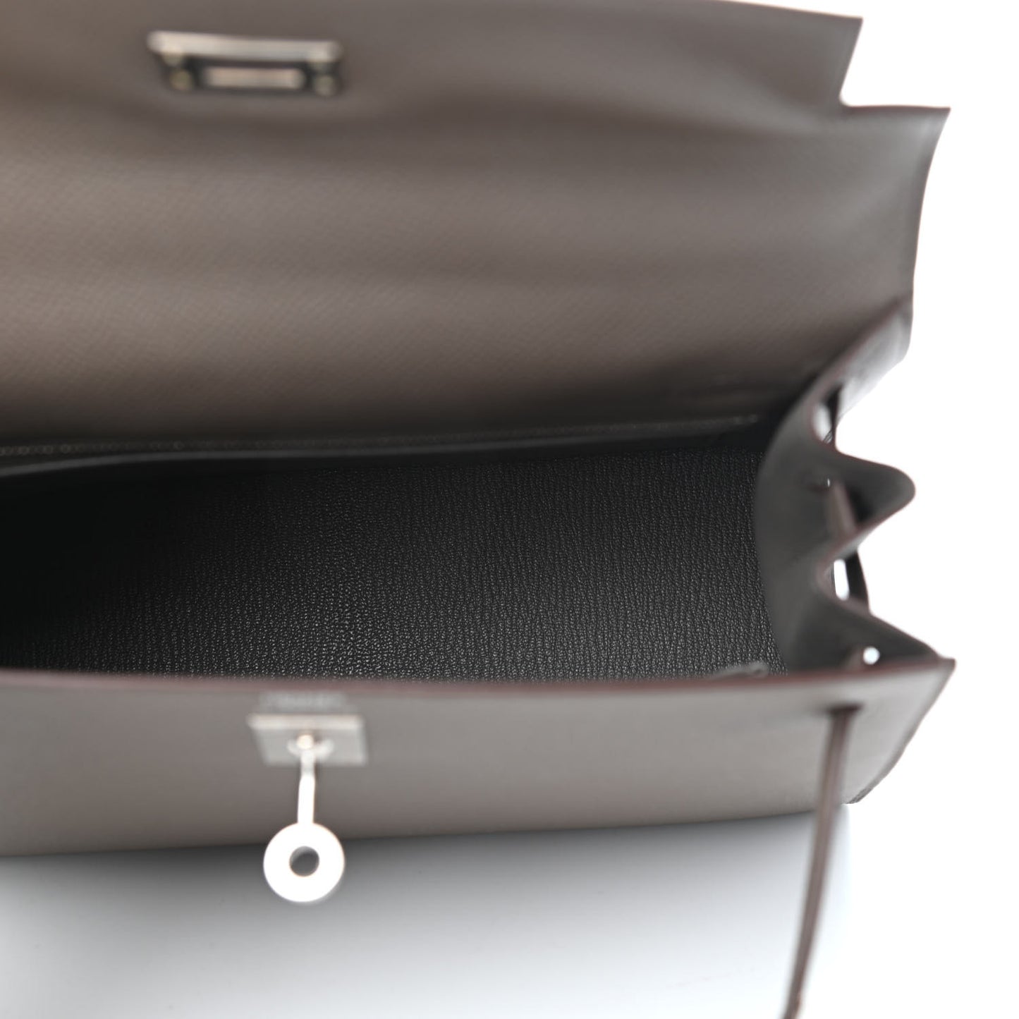 Epsom Kelly Sellier 25 Etain