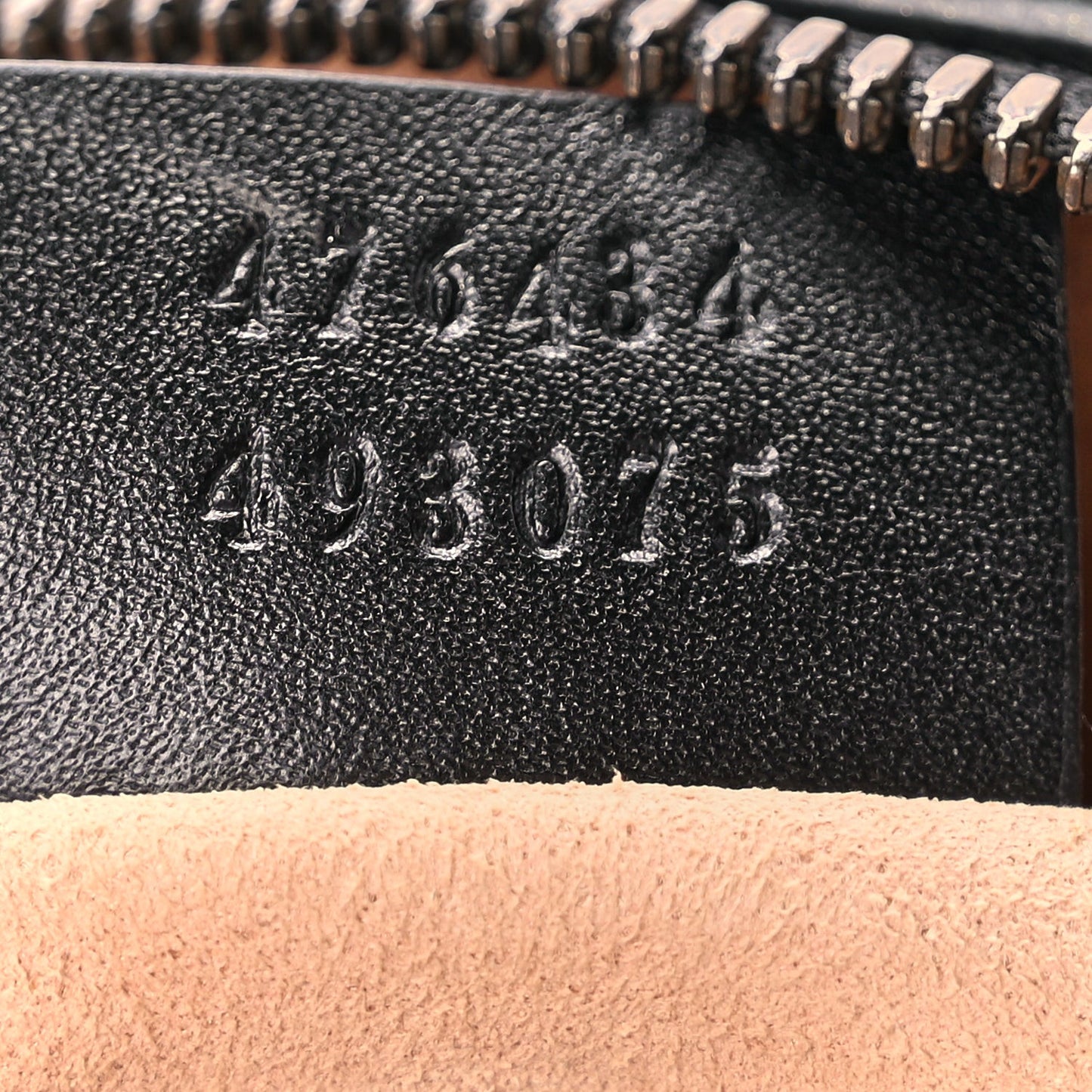 Calfskin Matelasse GG Marmont Belt Bag 85 Black