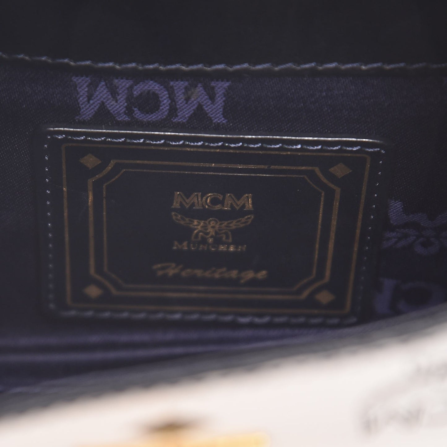 Visetos Heritage Padlock Satchel Black White