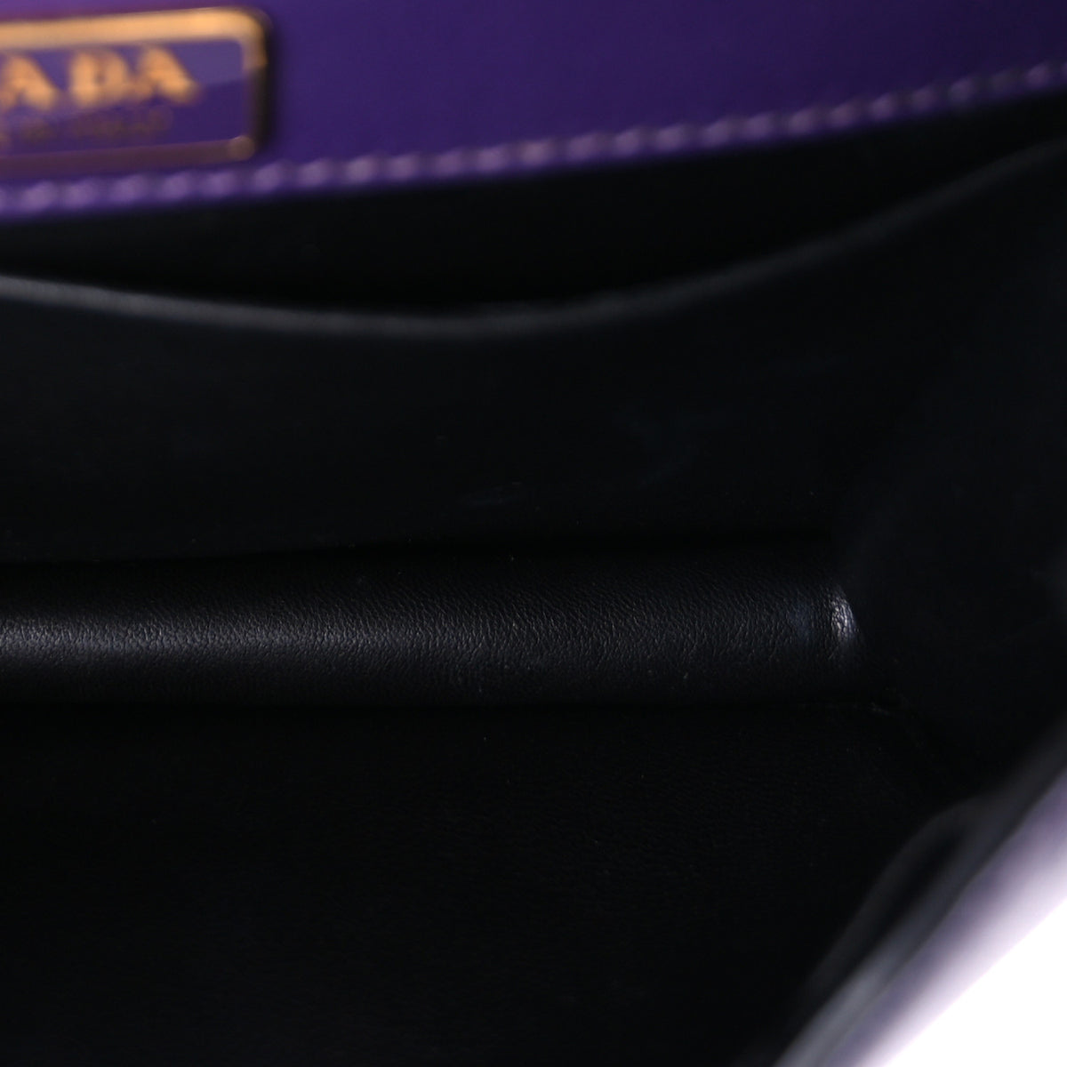 City Calf Saffiano Astrology Cahier Bag Viola Black